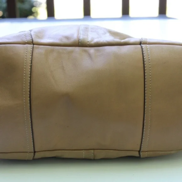 Vintage Coach Hadley satchel - Picture 14 of 16